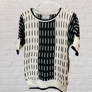 Vintage College Point Black & White Knit Top | Made in USA | Modern Large 🤍🖤